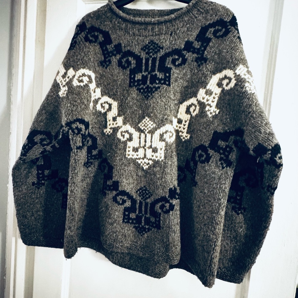 Thick heavy duty knead sweater
